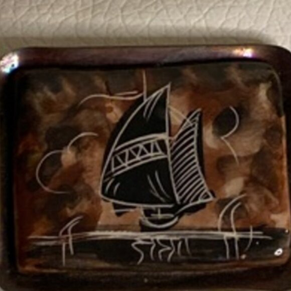 Brown Boat Design Belt Buckle 2"x2.5" Vintage-Style Western Accessory - Picture 4 of 5